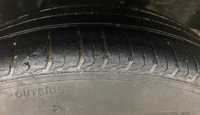 2015 Honda City 1.5L I-DTEC S, Diesel, Manual, 1,07,034 km, Left Rear Tyre Tread