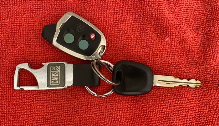 2016 Maruti Wagon R 1.0 LXI CNG, CNG, Manual, 55,511 km, Key Close Up