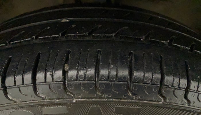 2016 Maruti Wagon R 1.0 LXI CNG, CNG, Manual, 55,511 km, Right Rear Tyre Tread