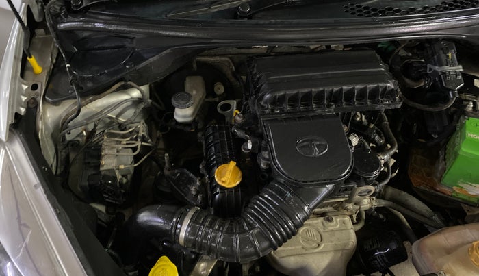 2016 Tata Tiago XZ PETROL, Petrol, Manual, 58,494 km, Engine View - Right