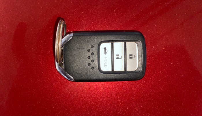 2020 Honda Amaze 1.2L I-VTEC V, Petrol, Manual, 54,152 km, Key Close Up