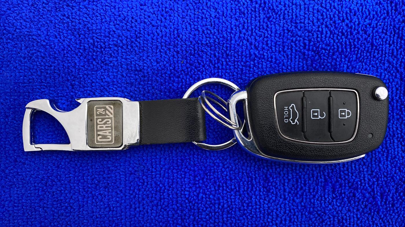 2020 Hyundai AURA S CNG, CNG, Manual, 15,913 km, Key Close Up