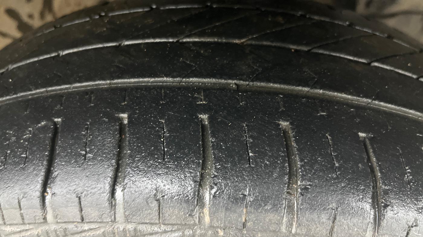 2018 Honda Jazz 1.2L I-VTEC VX, Petrol, Manual, 1,04,542 km, Right Front Tyre Tread