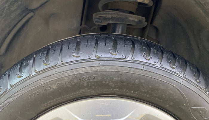 2018 Tata TIGOR XT PETROL, Petrol, Manual, 14,487 km, Left Front Tyre Tread