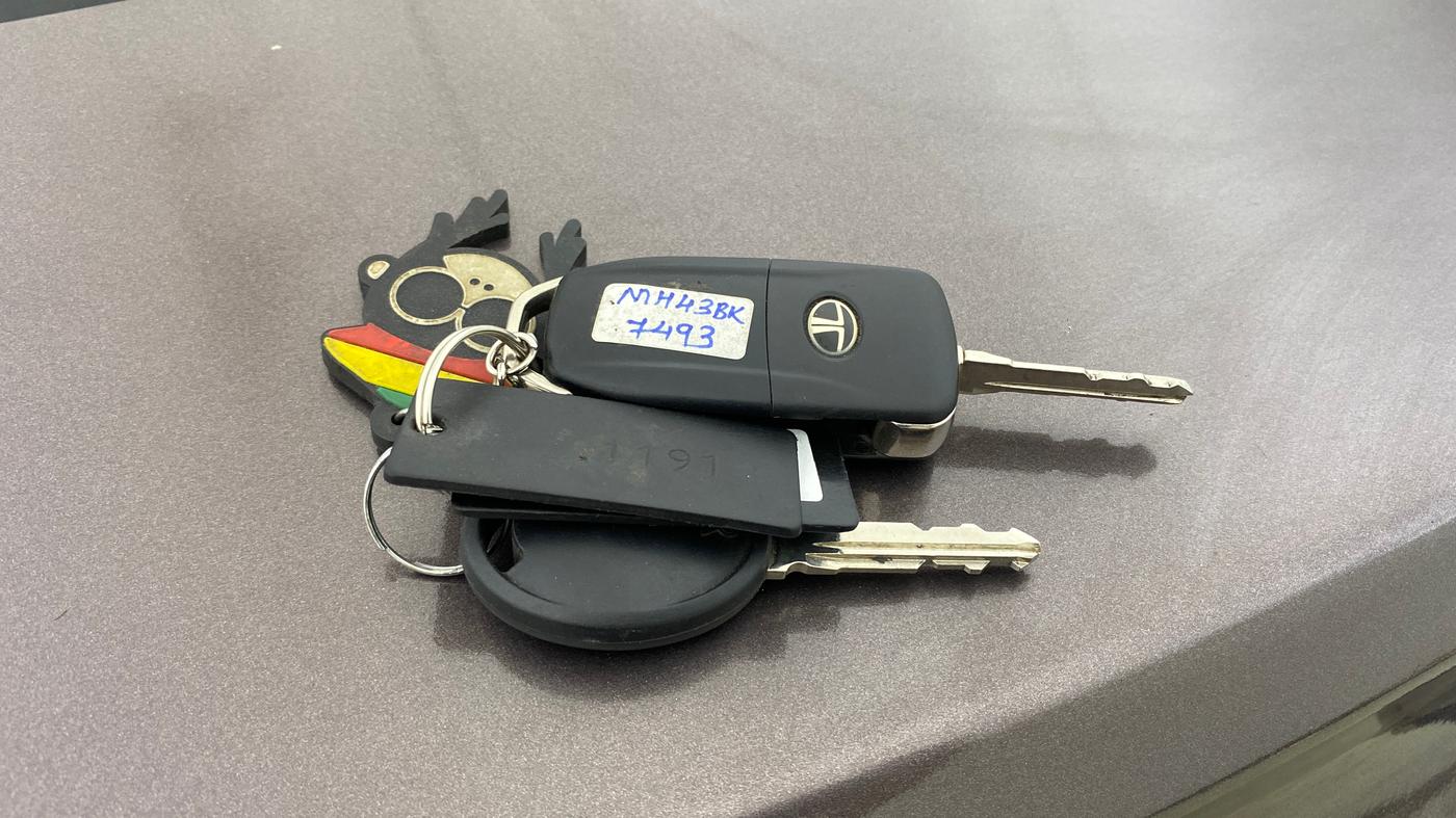 2018 Tata TIGOR XT PETROL, Petrol, Manual, 14,487 km, Key Close Up