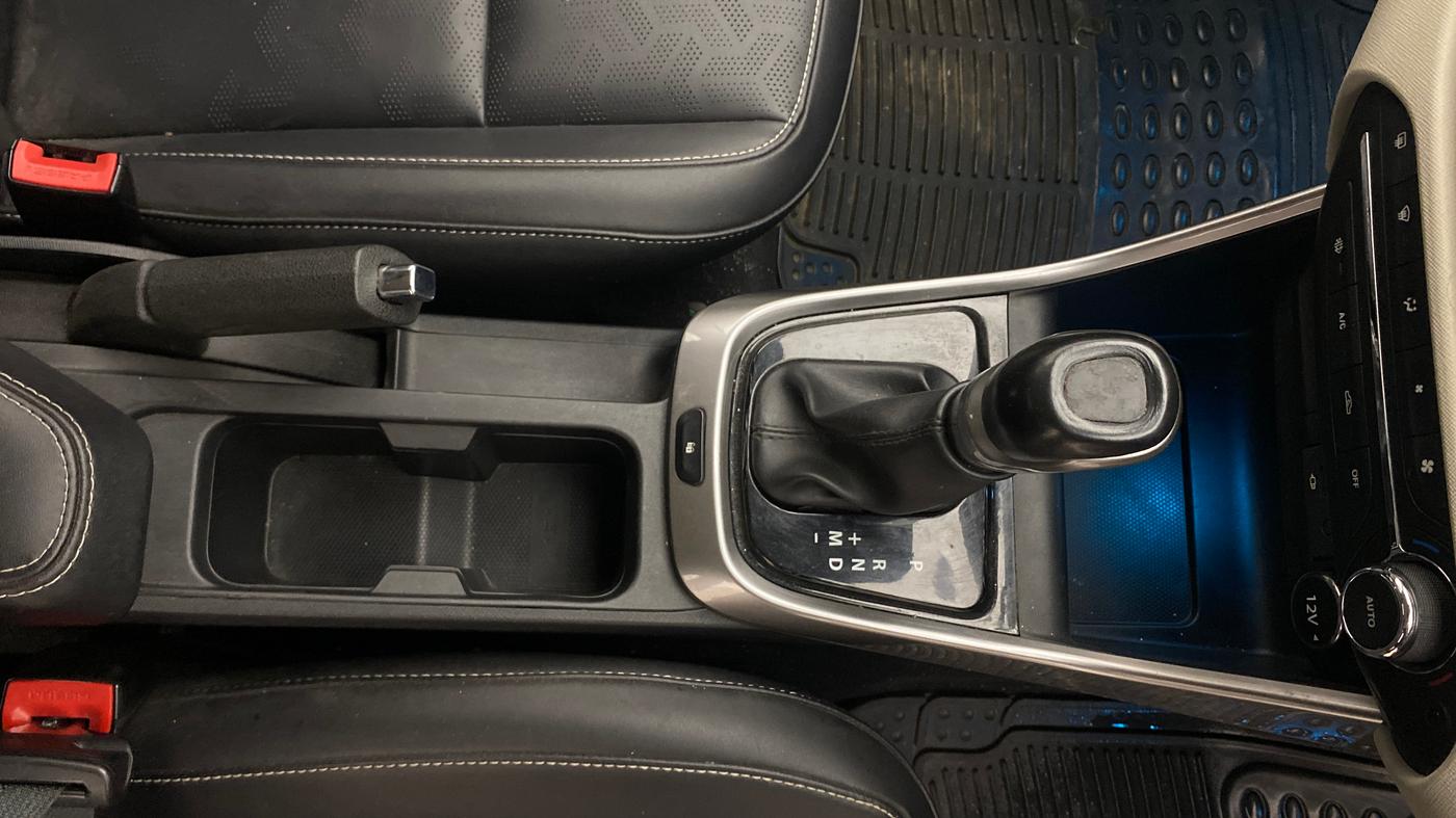 2023 Tata ALTROZ XZA PLUS, Petrol, Automatic, 9,023 km, Gear Lever