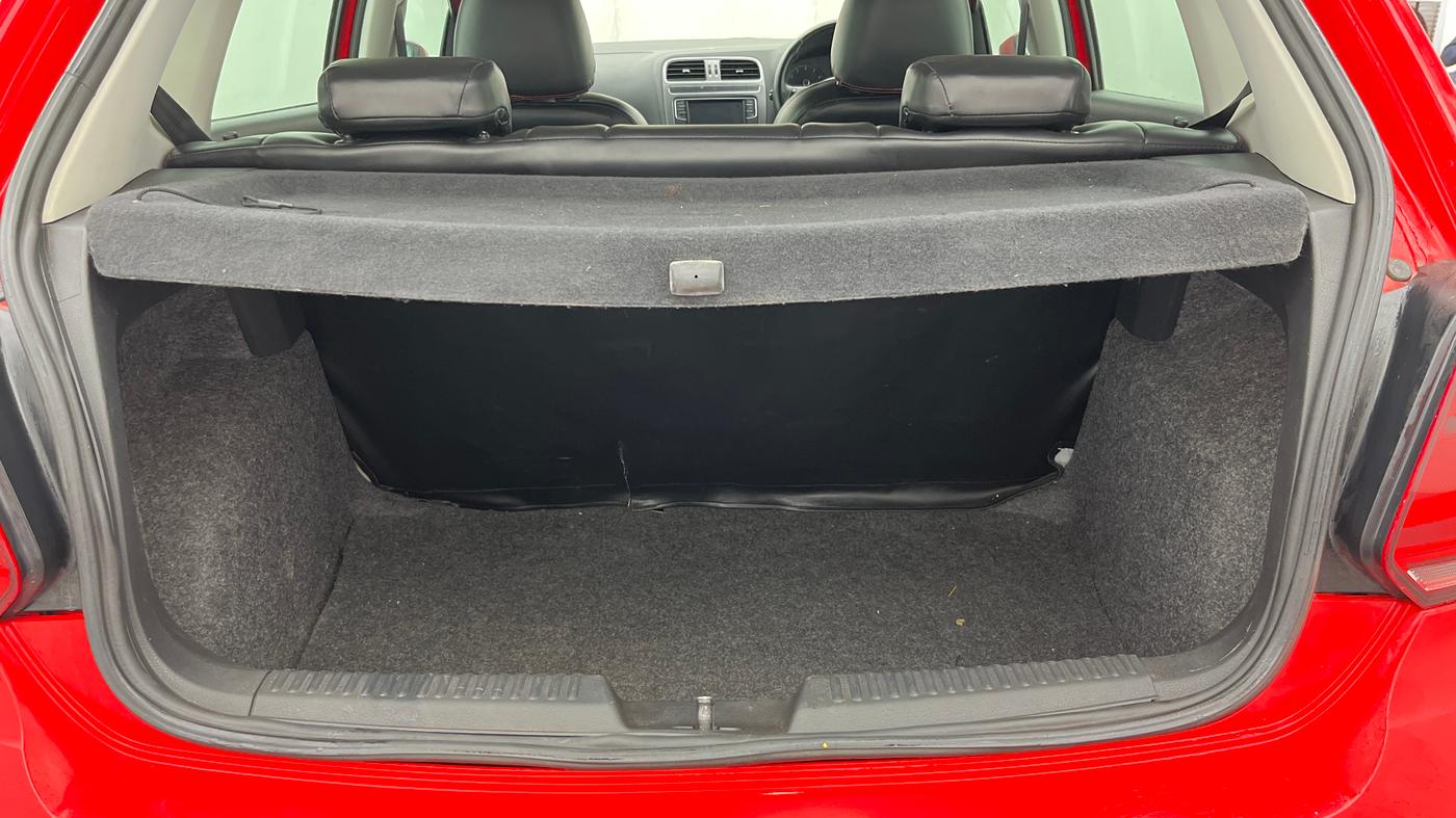 2021 Volkswagen Polo HIGHLINE PLUS 1.0, Petrol, Manual, 39,907 km, Boot Inside