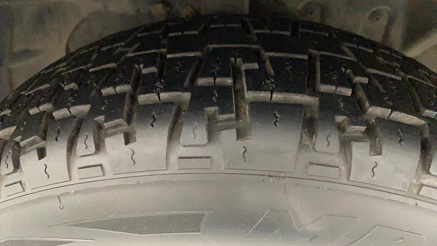 2016 Ford Ecosport TITANIUM 1.5L PETROL, Petrol, Manual, 79,969 km, Right Front Tyre Tread
