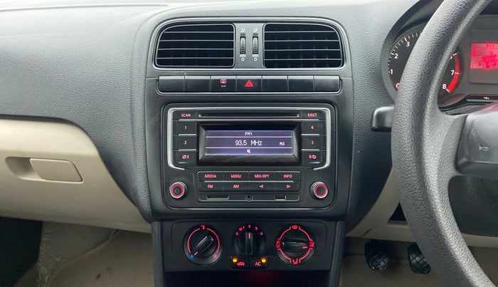 2013 Volkswagen Polo COMFORTLINE 1.2L PETROL, Petrol, Manual, 69,796 km, Air Conditioner