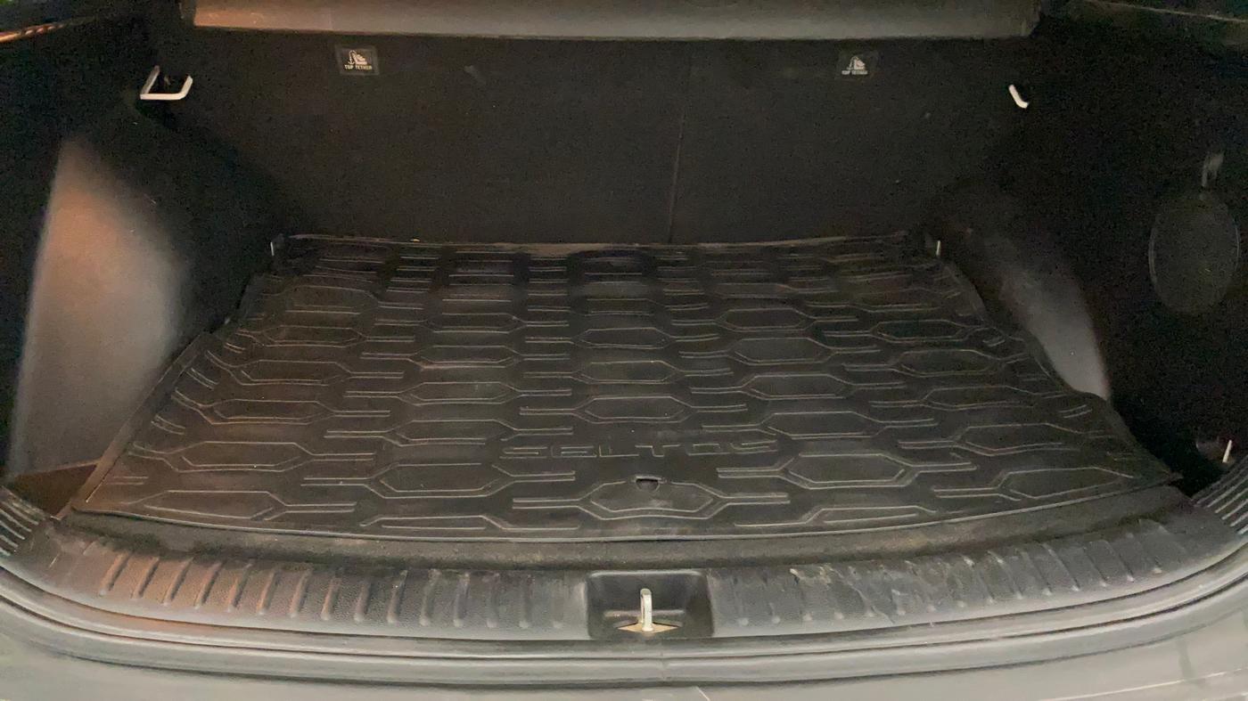 2020 KIA SELTOS HTX PLUS AT1.5 DIESEL, Diesel, Automatic, 90,273 km, Boot Inside