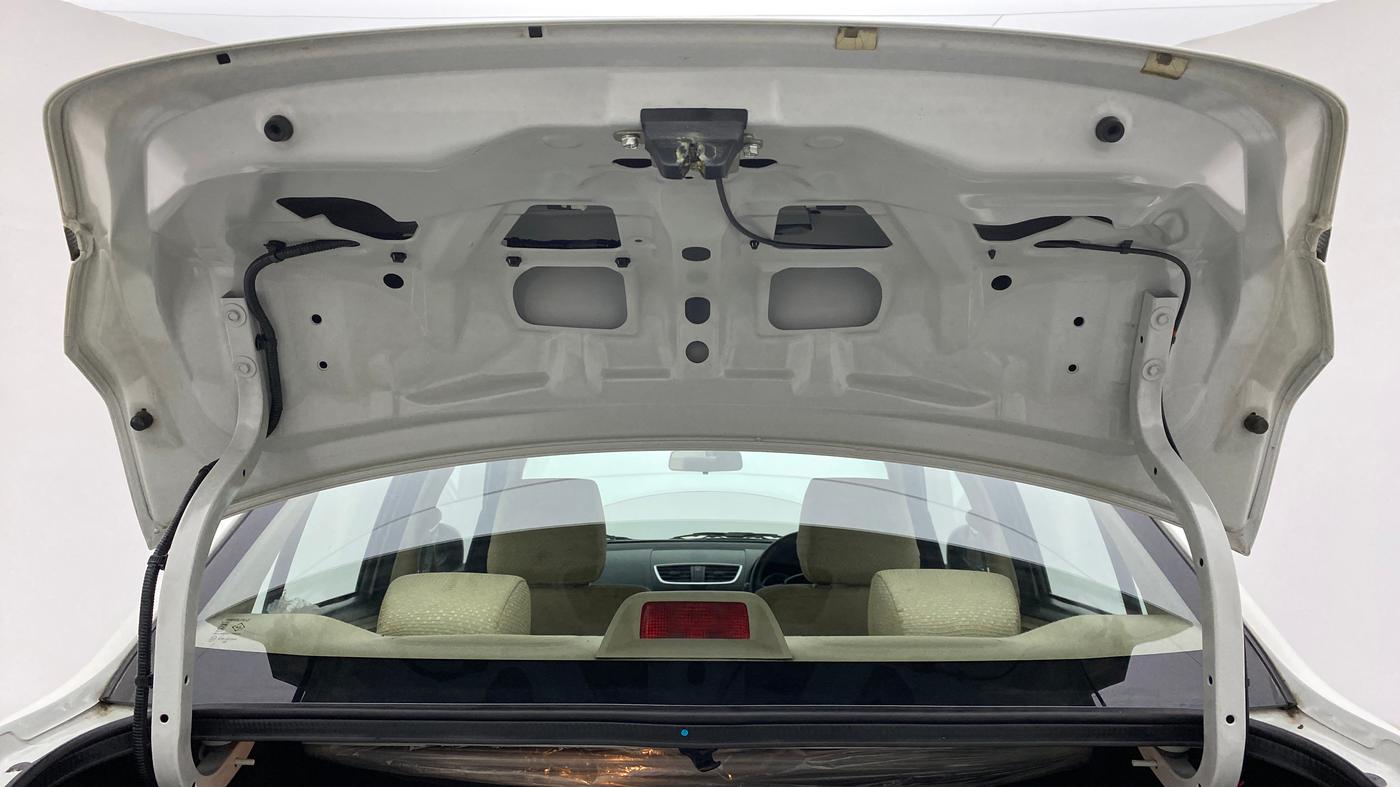 2014 Maruti Swift Dzire AUTOMATIC, Petrol, Automatic, 27,550 km, Boot Door Open