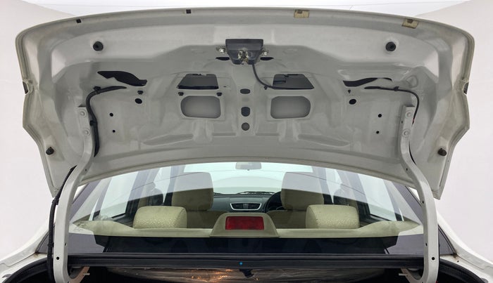 2014 Maruti Swift Dzire AUTOMATIC, Petrol, Automatic, 27,550 km, Boot Door Open