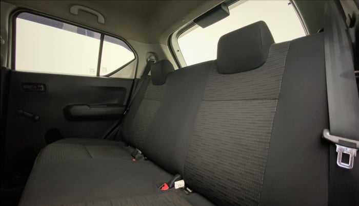 2018 Maruti IGNIS SIGMA 1.2 K12, Petrol, Manual, 46,697 km, Right Side Rear Door Cabin