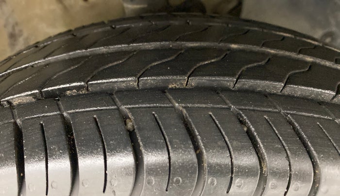 2018 Maruti IGNIS SIGMA 1.2 K12, Petrol, Manual, 46,697 km, Right Front Tyre Tread
