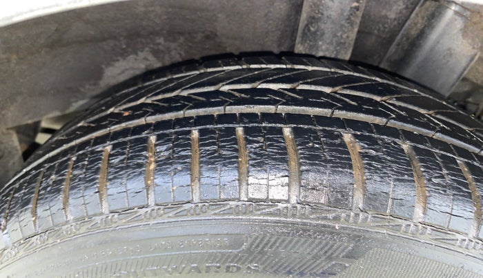 2015 Hyundai Grand i10 ASTA 1.2 KAPPA VTVT, Petrol, Manual, 12,210 km, Left Rear Tyre Tread