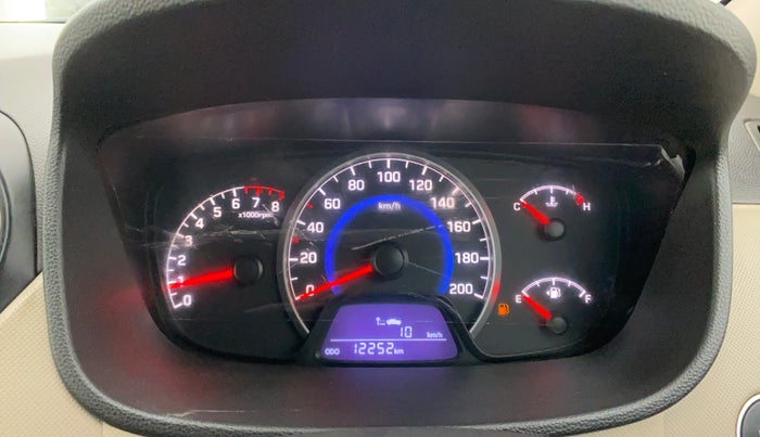 2015 Hyundai Grand i10 ASTA 1.2 KAPPA VTVT, Petrol, Manual, 12,210 km, Odometer Image