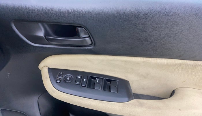 2022 Honda City 1.5L I-DTEC V, Diesel, Manual, 86,355 km, Driver Side Door Panels Control