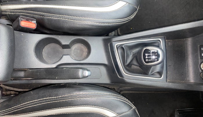 2018 Hyundai Elite i20 SPORTZ 1.4 CRDI, Diesel, Manual, 96,003 km, Gear Lever