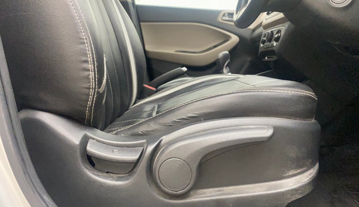 2018 Hyundai Elite i20 SPORTZ 1.4 CRDI, Diesel, Manual, 96,003 km, Driver Side Adjustment Panel