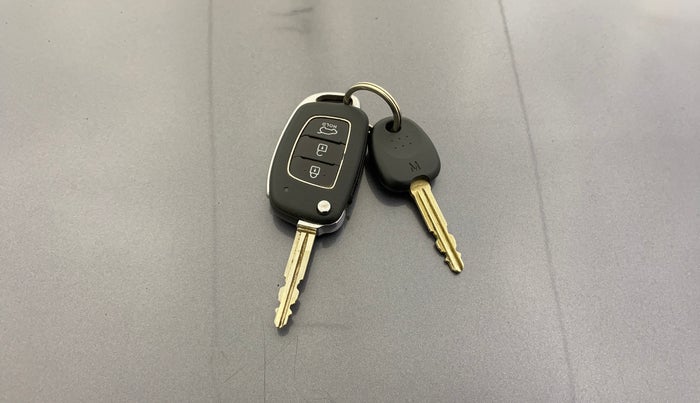 2017 Hyundai Elite i20 ASTA 1.2, Petrol, Manual, 54,060 km, Key Close Up