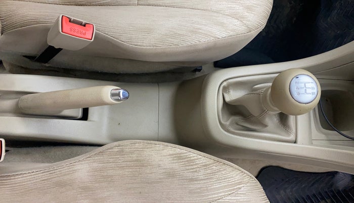 2015 Maruti Ertiga ZXI, Petrol, Manual, 81,005 km, Gear Lever