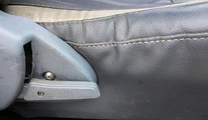2014 Maruti Alto 800 LXI CNG, CNG, Manual, 83,631 km, Driver Side Adjustment Panel