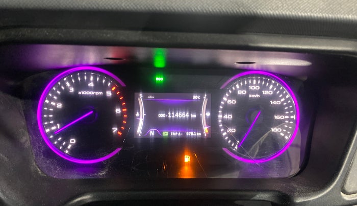 2018 Mahindra MARAZZO M6 8 STR, Diesel, Manual, 1,14,645 km, Odometer Image