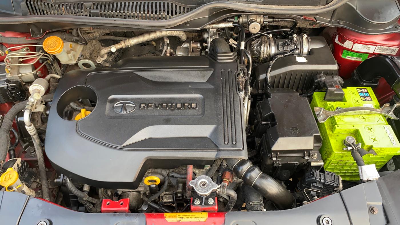 2021 Tata ALTROZ XE DIESEL, Diesel, Manual, 1,05,310 km, Engine View