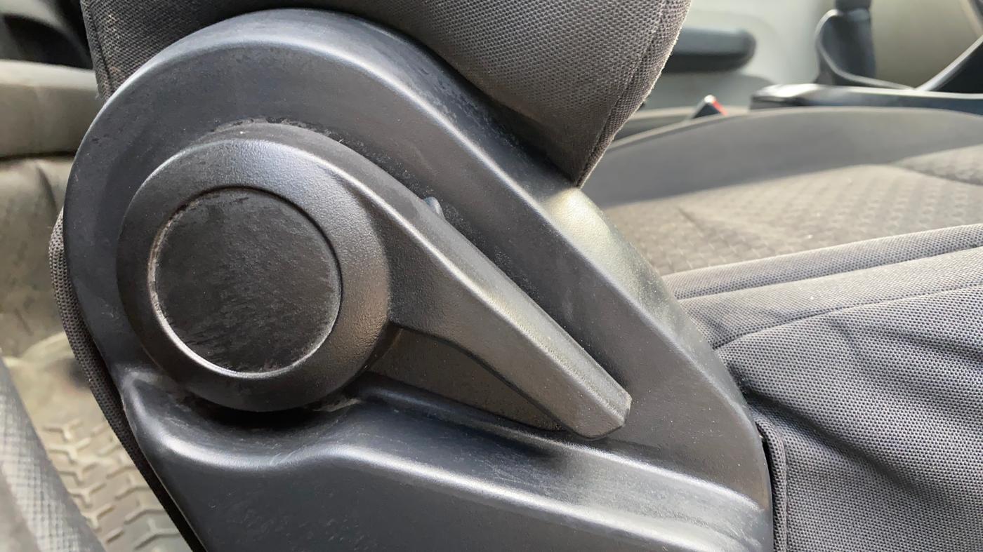 2021 Tata ALTROZ XE DIESEL, Diesel, Manual, 1,05,310 km, Driver Side Adjustment Panel