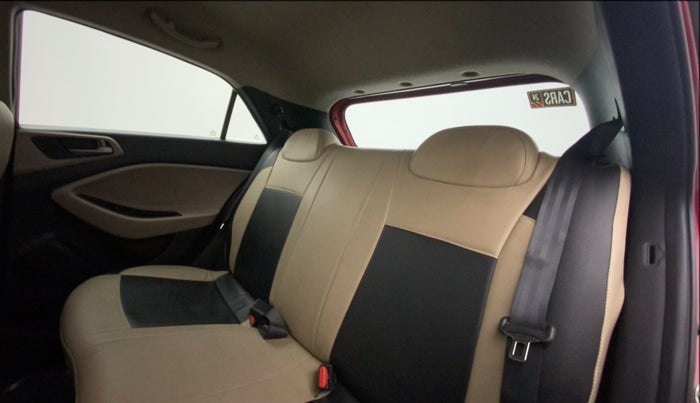 2016 Hyundai Elite i20 MAGNA 1.2, Petrol, Manual, 37,145 km, Right Side Rear Door Cabin