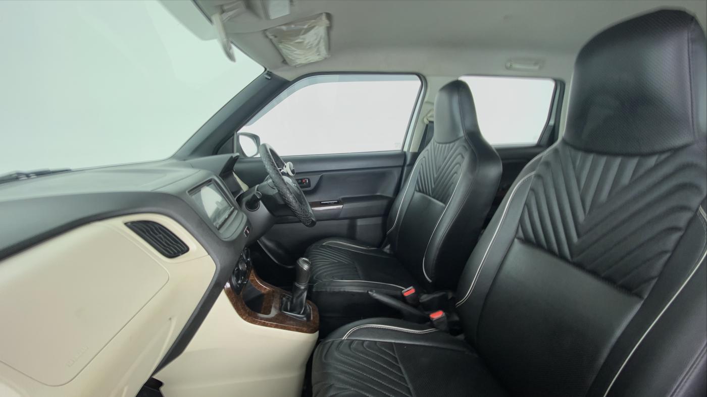2020 Maruti New Wagon-R 1.0 Lxi (o) cng, CNG, Manual, 56,224 km, Right Side Front Door Cabin