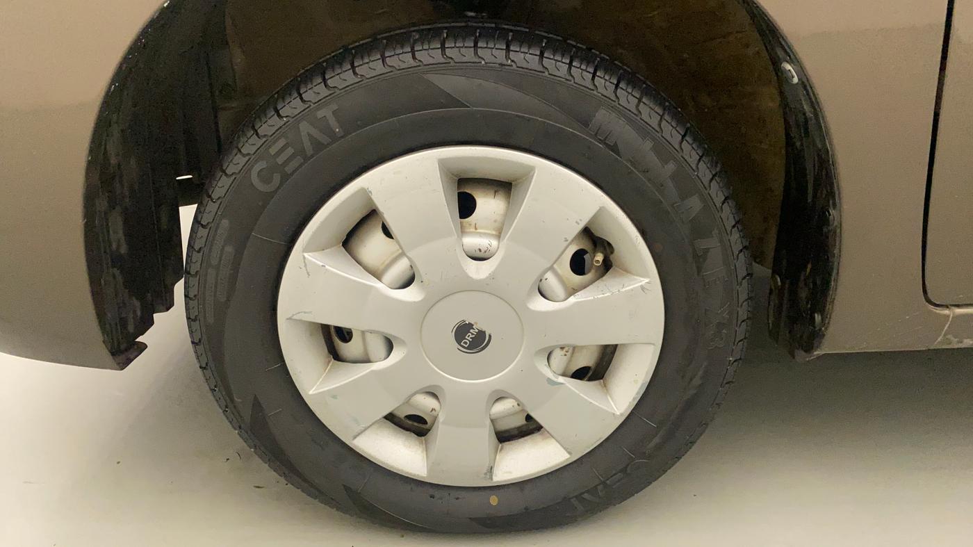 2015 Maruti Wagon R 1.0 LXI CNG, CNG, Manual, 58,961 km, Left Front Wheel