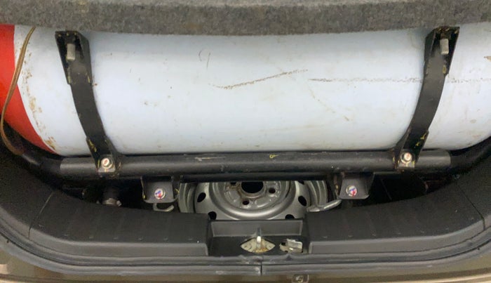 2015 Maruti Wagon R 1.0 LXI CNG, CNG, Manual, 58,961 km, Boot Inside