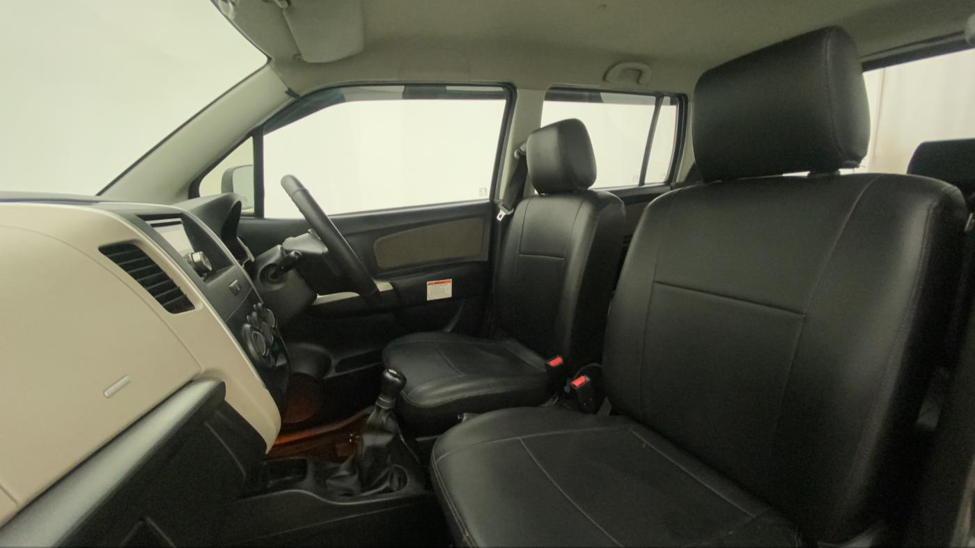 2015 Maruti Wagon R 1.0 LXI CNG, CNG, Manual, 58,961 km, Right Side Front Door Cabin