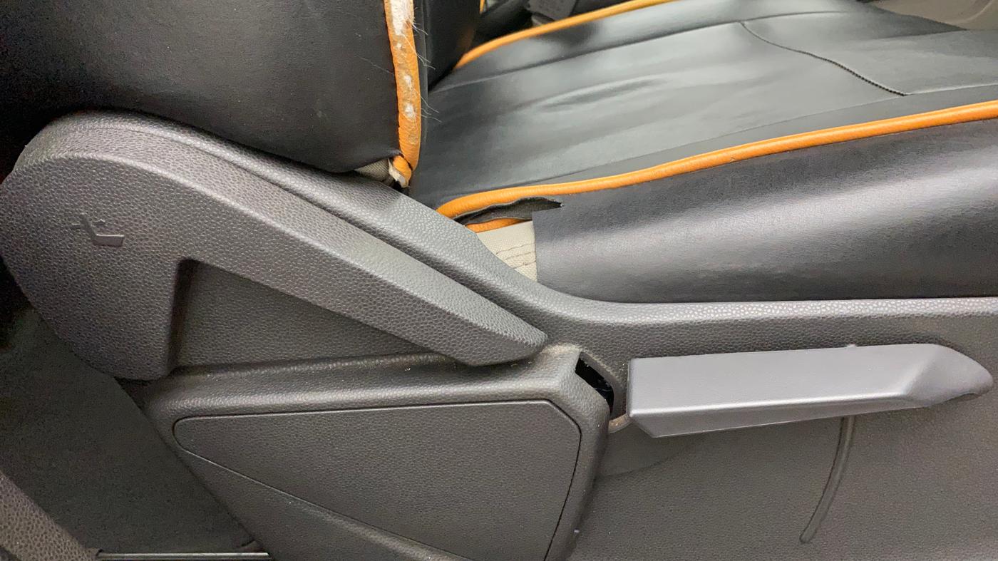 2017 Ford Ecosport TITANIUM 1.5L DIESEL, Diesel, Manual, 94,148 km, Driver Side Adjustment Panel