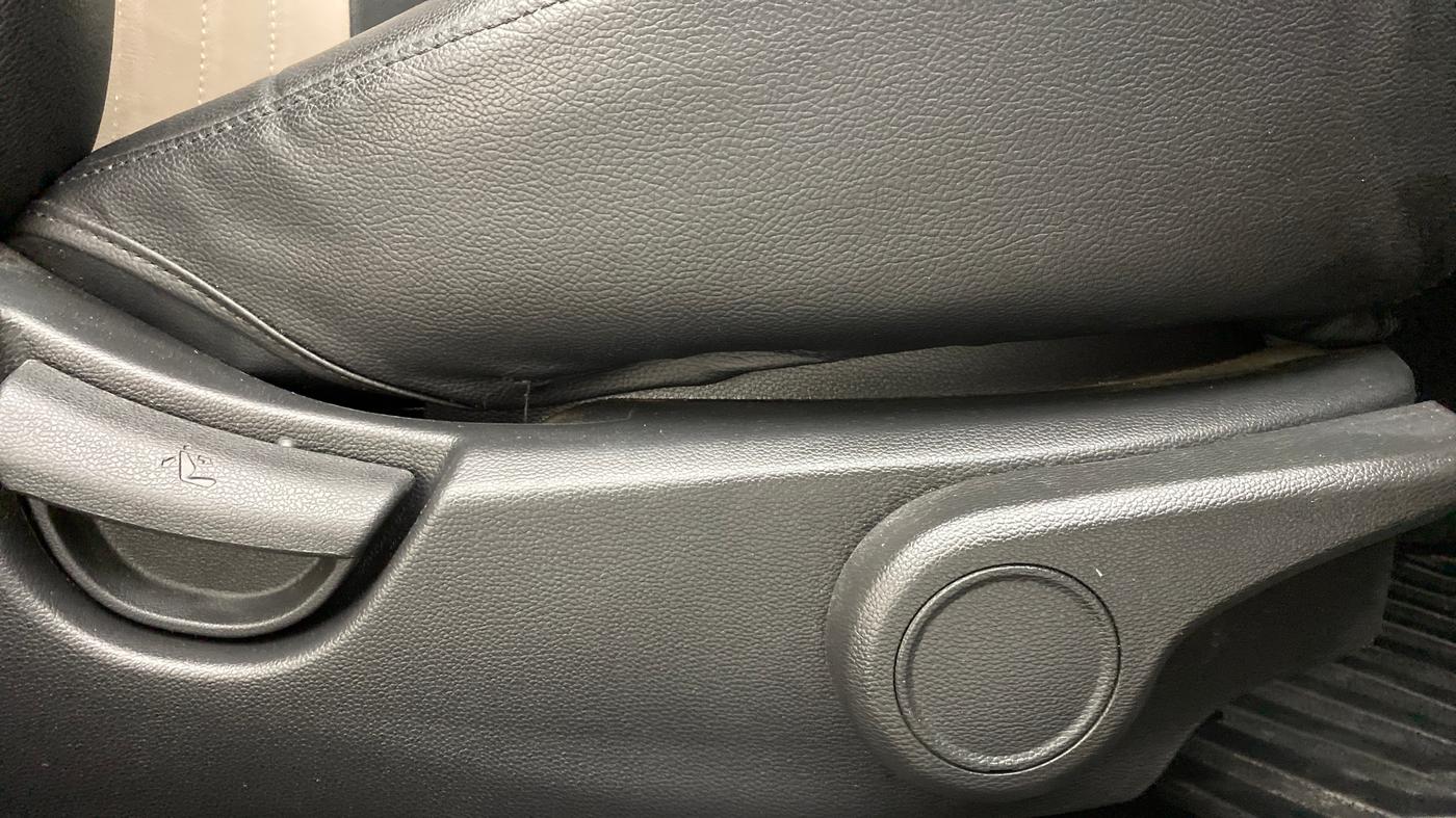 2019 Hyundai Grand i10 ASTA 1.2 VTVT, Petrol, Manual, 4,816 km, Driver Side Adjustment Panel