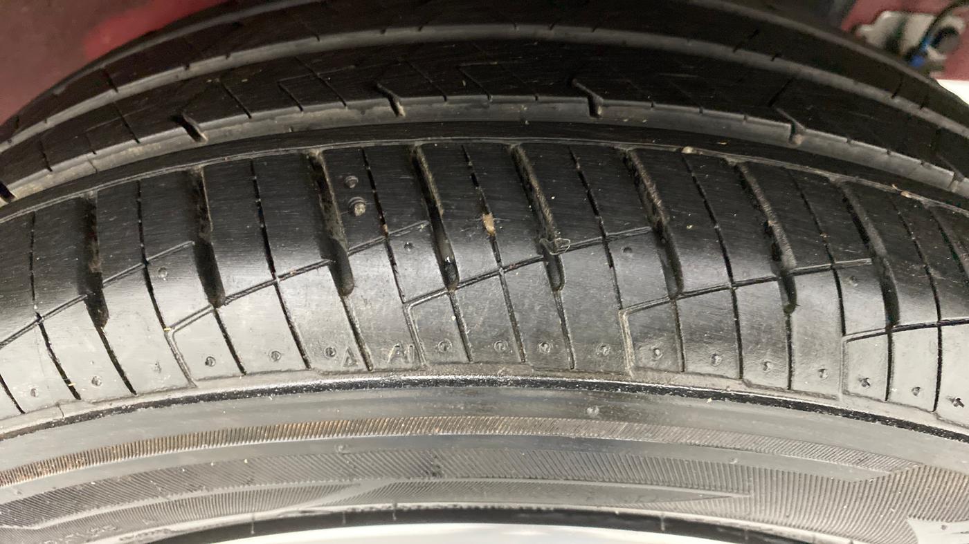 2019 Hyundai Grand i10 ASTA 1.2 VTVT, Petrol, Manual, 4,816 km, Left Rear Tyre Tread