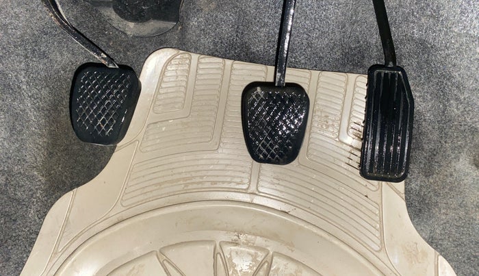 2014 Honda Amaze 1.2L I-VTEC S, Petrol, Manual, 94,916 km, Pedals