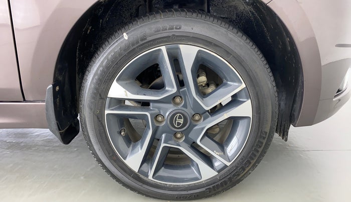 2018 Tata TIGOR XZ 1.2 REVOTRON OPT, Petrol, Manual, 34,014 km, Right Front Wheel