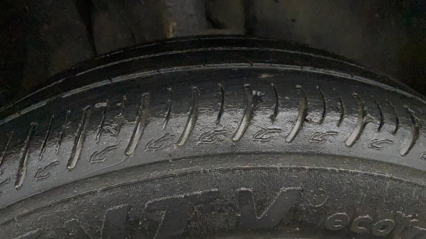 2023 Tata PUNCH ADVENTURE MT, Petrol, Manual, 68,123 km, Right Front Tyre Tread