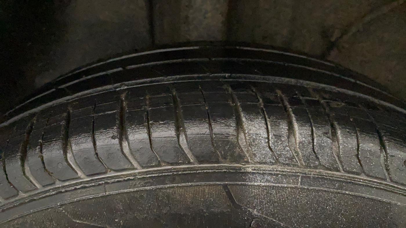 2023 Tata PUNCH ADVENTURE MT, Petrol, Manual, 68,123 km, Right Rear Tyre Tread