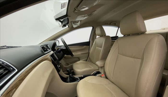 2020 Maruti Ciaz ALPHA 1.5 AT SHVS, Petrol, Automatic, 39,945 km, Right Side Front Door Cabin
