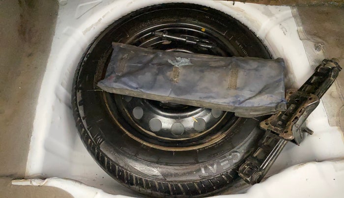 2018 Ford Figo Aspire AMBIENTE 1.2 PETROL, Petrol, Manual, 84,553 km, Spare Tyre