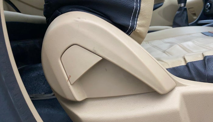 2018 Ford Figo Aspire AMBIENTE 1.2 PETROL, Petrol, Manual, 84,553 km, Driver Side Adjustment Panel