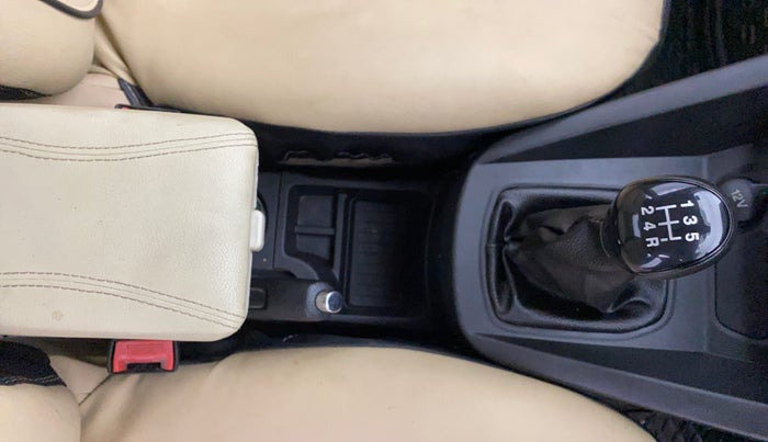 2018 Ford Figo Aspire AMBIENTE 1.2 PETROL, Petrol, Manual, 84,553 km, Gear Lever