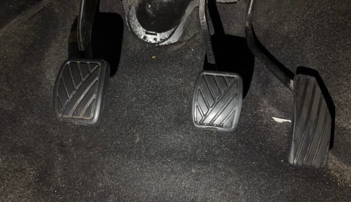 2014 Maruti Wagon R Stingray VXI, Petrol, Manual, 51,142 km, Pedals