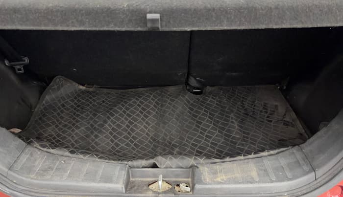 2014 Maruti Wagon R Stingray VXI, Petrol, Manual, 51,142 km, Boot Inside