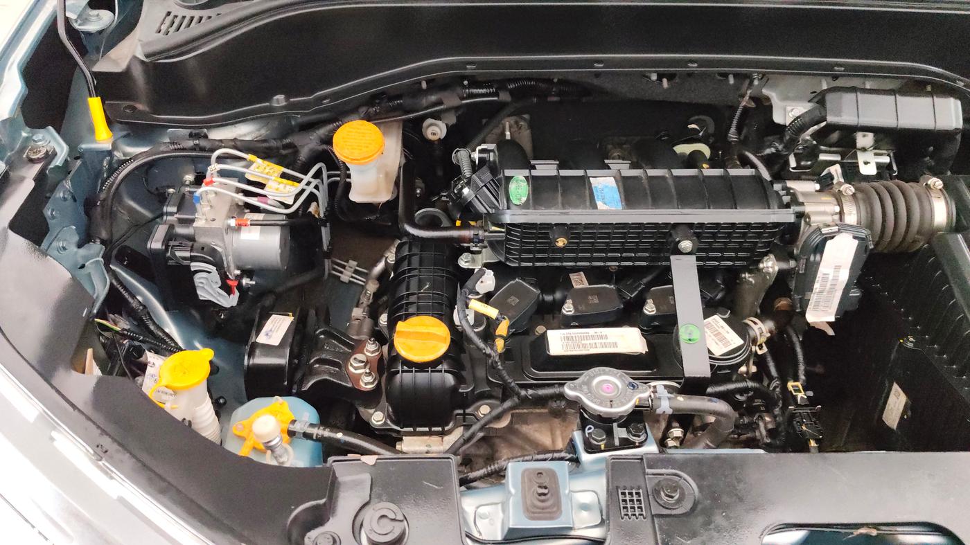 2024 Tata PUNCH ACCOMPLISHED MT CNG, CNG, Manual, 31,092 km, Engine View - Right