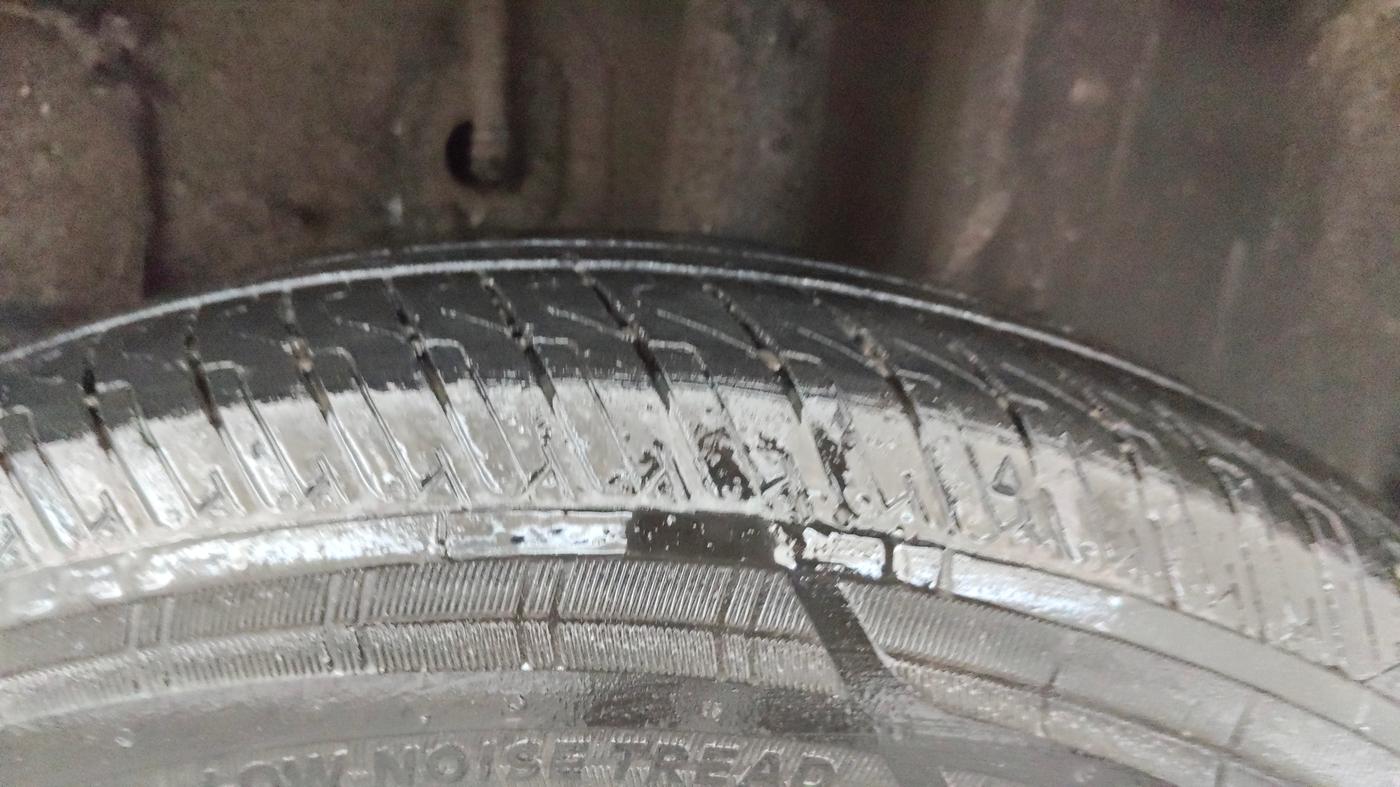 2024 Tata PUNCH ACCOMPLISHED MT CNG, CNG, Manual, 31,092 km, Left Rear Tyre Tread