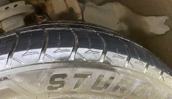 2019 Hyundai Elite i20 ASTA (O) CVT, Petrol, Automatic, 47,011 km, Right Front Tyre Tread